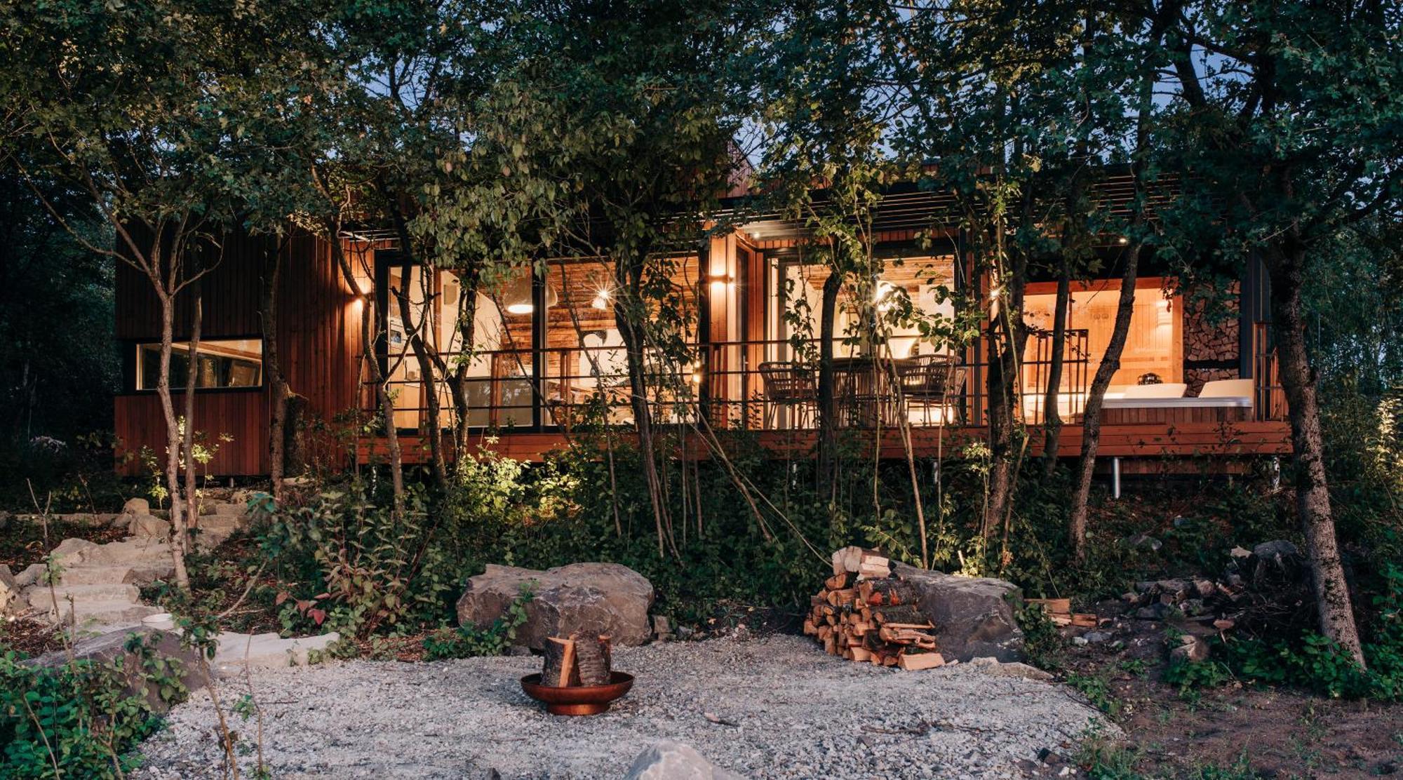 Zama Forest Resort Veroce Exterior photo